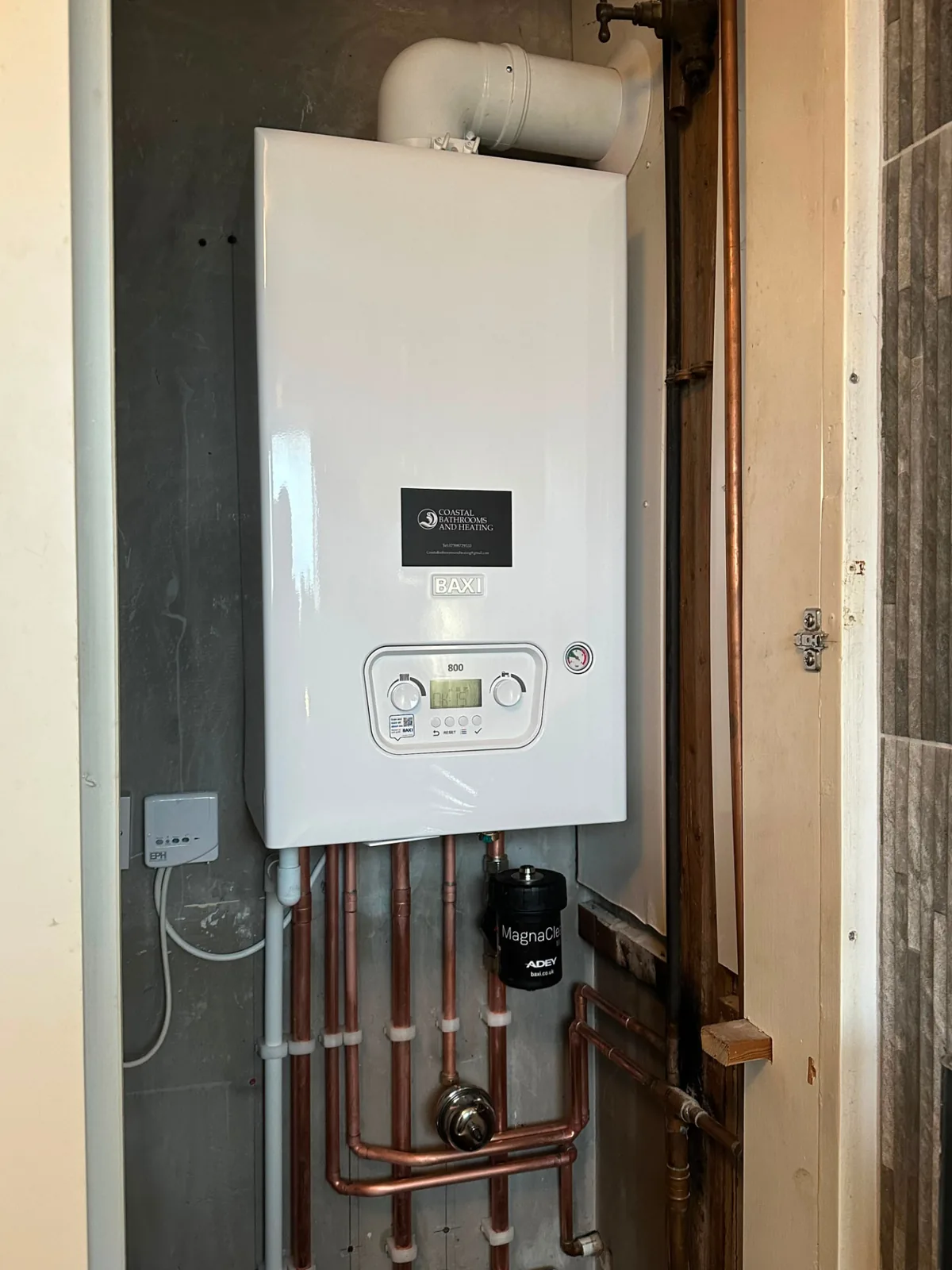 Baxi 800 combi boiler with new copper pipework and filter after a conventional to combi conversion
